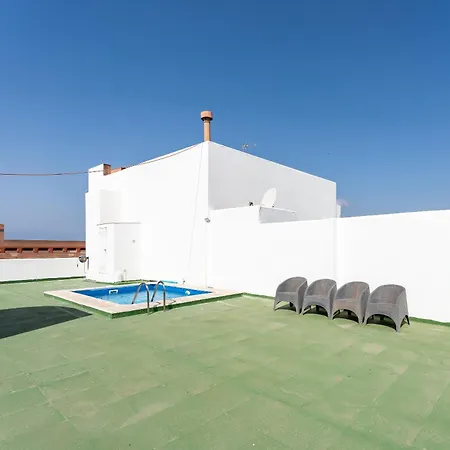 Penthouse With Private Pool Малага