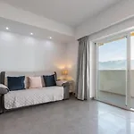 Penthouse With Private Pool Apartment *